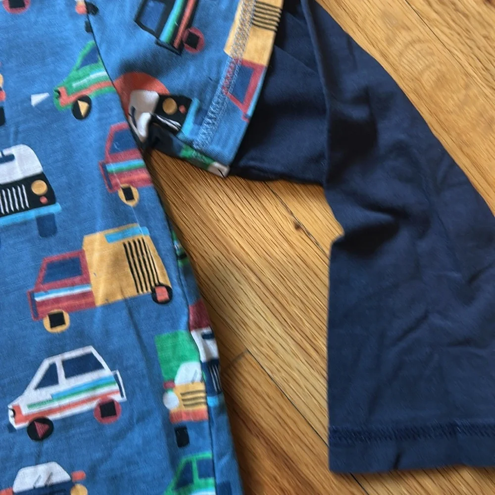 (2) NEXT long sleeve graphic tees - Picture 3 of 11